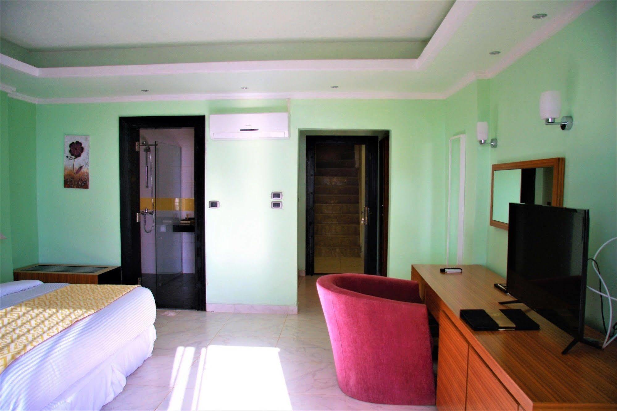 The Country Lodge Hotel Φρίταουν Εξωτερικό φωτογραφία